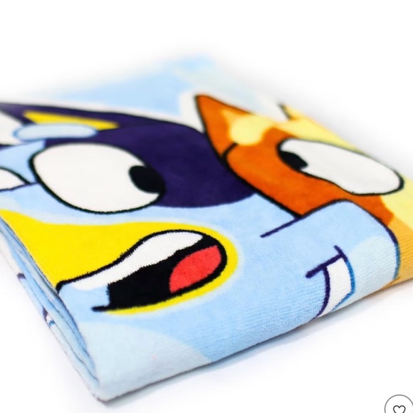 Set of TWO Bluey and Bingo Beach Towels NWT!  New in package. - Picture 4 of 4